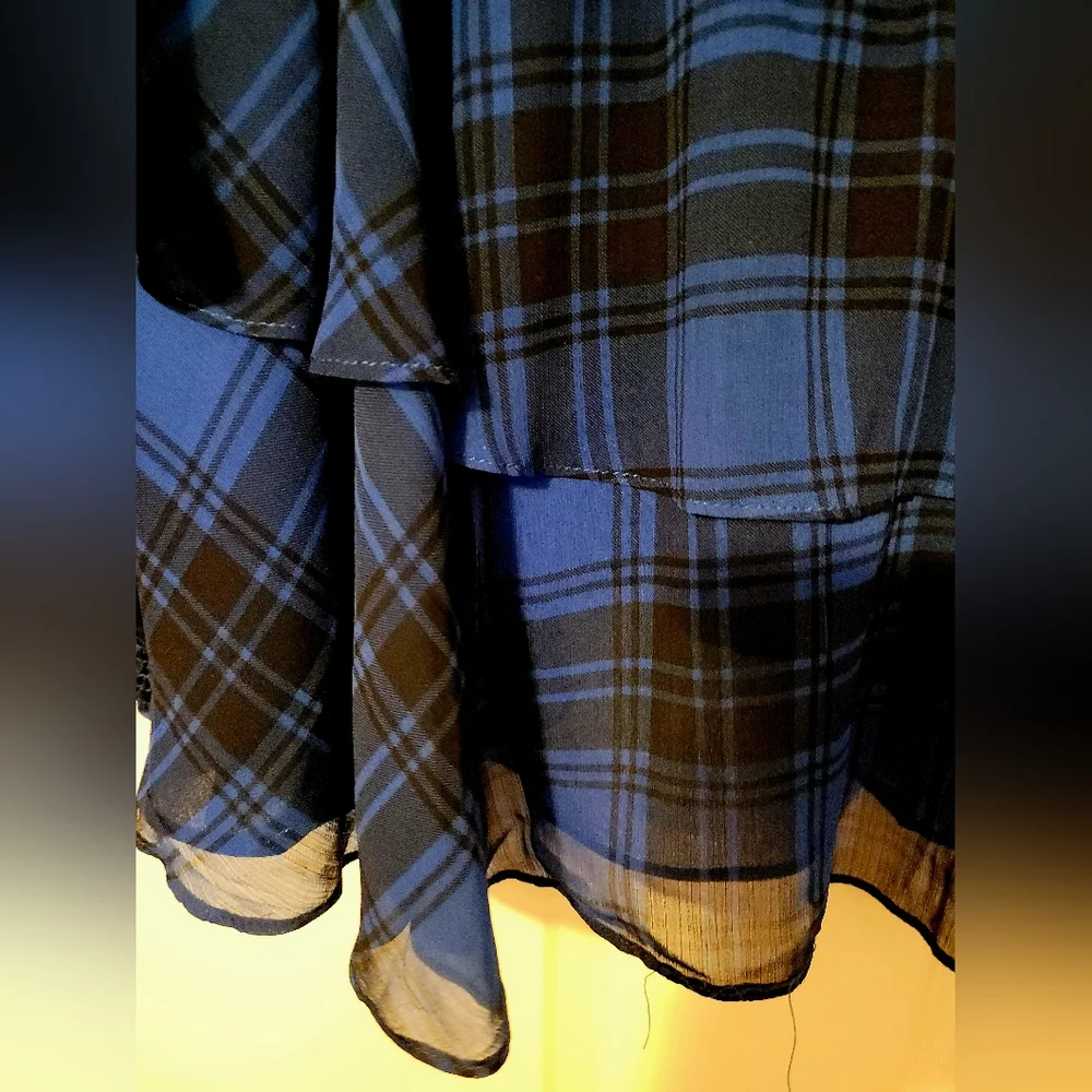 TORRID Blue and Black Plaid Rufffled Top Blouse.   M/L - Picture 4 of 7